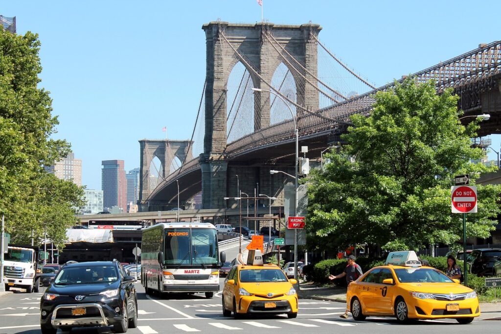 Manhattan to Brooklyn ferry schedule