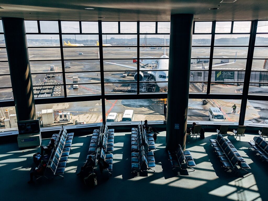 Airport Parking Near LaGuardia