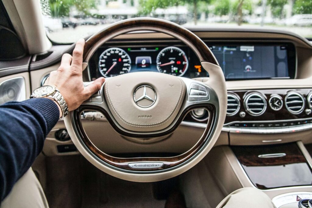 Unveiling the World of Chauffeur Transportation Services: Navigating 5-Star Luxury 6