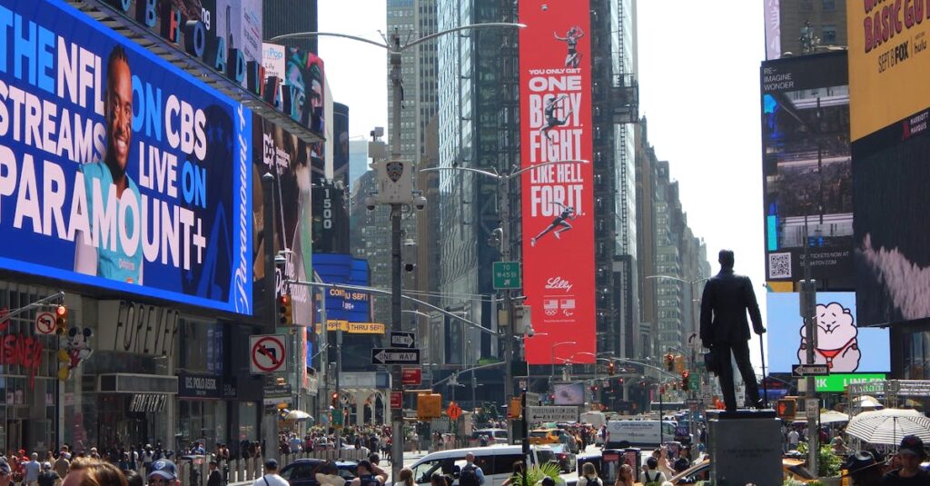 Bus from LaGuardia to Times Square