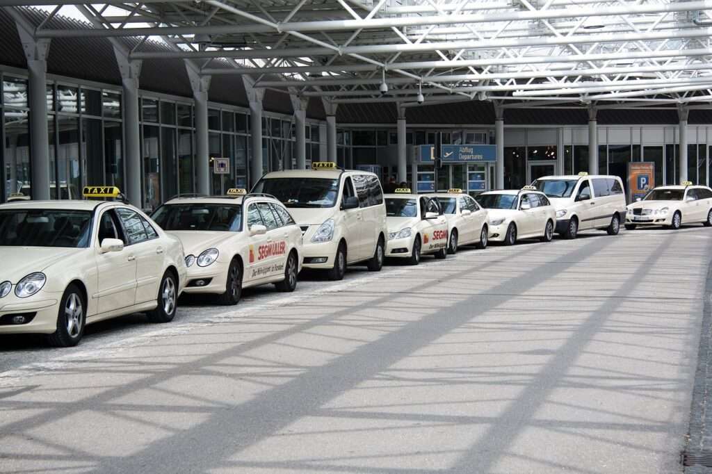 Airport Luxury Ground Transportation services close to me