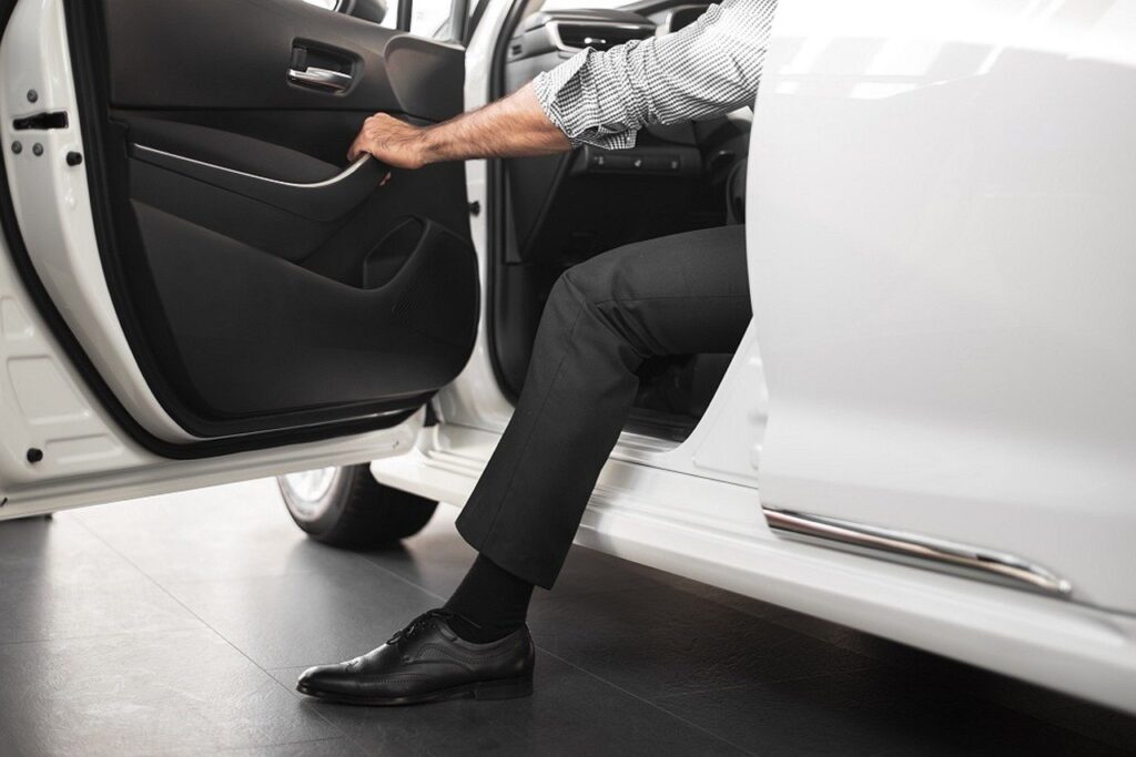 Q. Are your JFK limo drivers licensed and insured?