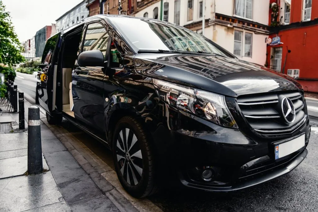 Navigating Luxury: Unveiling the Best Car Service Experience in NYC, NY Tips & Tricks in New York City David Williams October 9, 2026