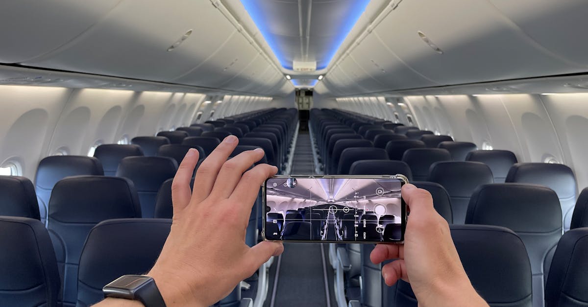 WHAT TYPES OF TRANSPORTATION OPTIONS ARE AVAILABLE FOR CHICAGO MIDWAY INTERNATIONAL AIRPORT (MDW) &8211; CHICAGO, ILLINOIS PICKUP?