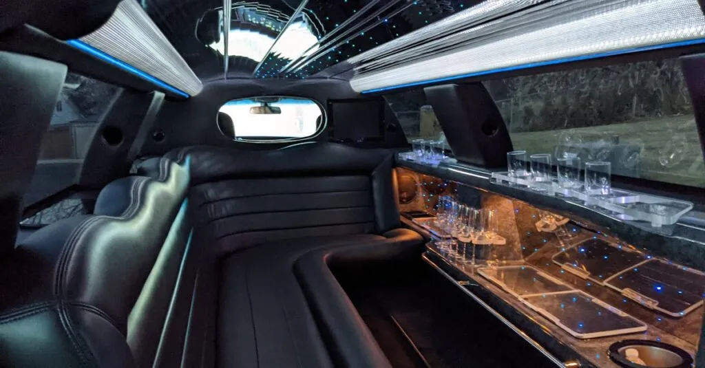 The Unmatched Experience of Arthur Limo Service: The Ultimate Luxury and Comfort 2 October 10, 2026 arthur limo service