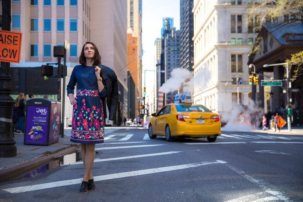 Jetblack Limo Cruising Nyc, Featured In Luxury Car &Amp; Limo Services Articles &Amp; News