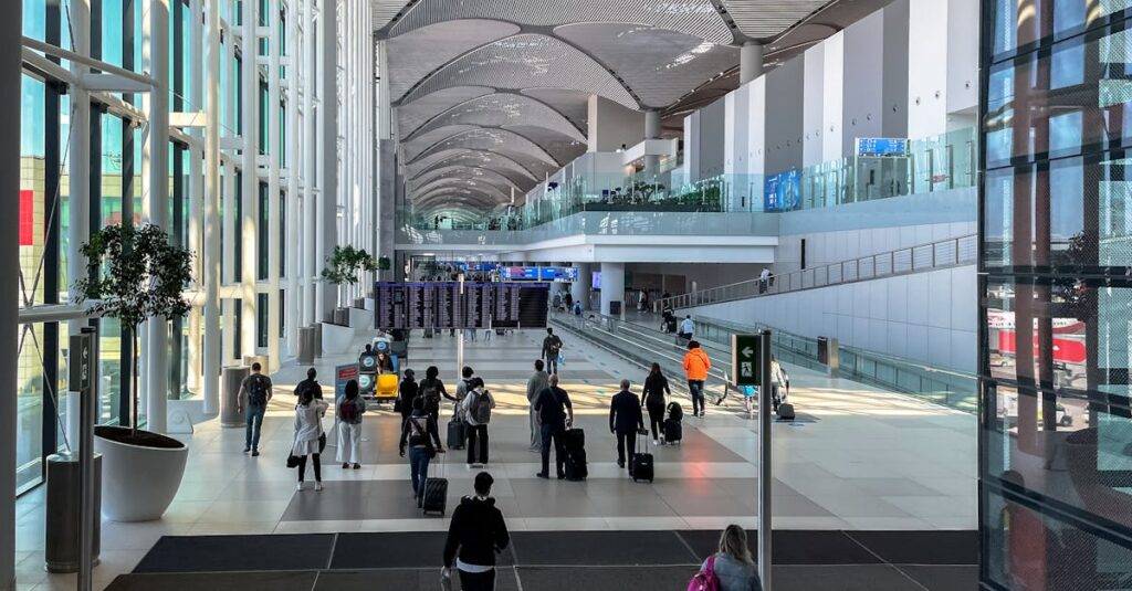 Cost Comparison For Newark Airport To Manhattan Taxi And Shuttles 2025