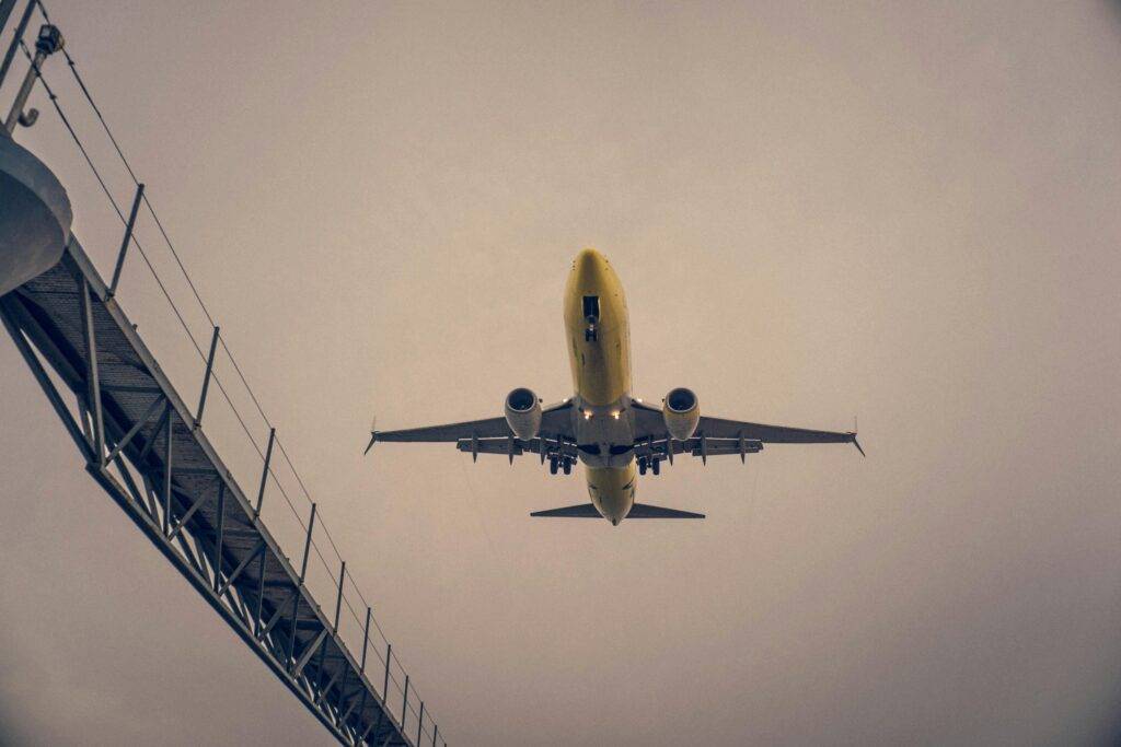 Number One Airport Luxury Ground Transportation Service Close To Me: 7 Honest Facts 4 September 17, 2026 A Striking View Of A Yellow Airplane Landing Against A Cloudy Sky In Teguise, Spain.