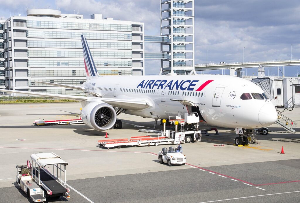 Airport Shuttles to JFK: 7 Honest Truths (2027) 6 September 24, 2026 Airport Shuttles to JFK