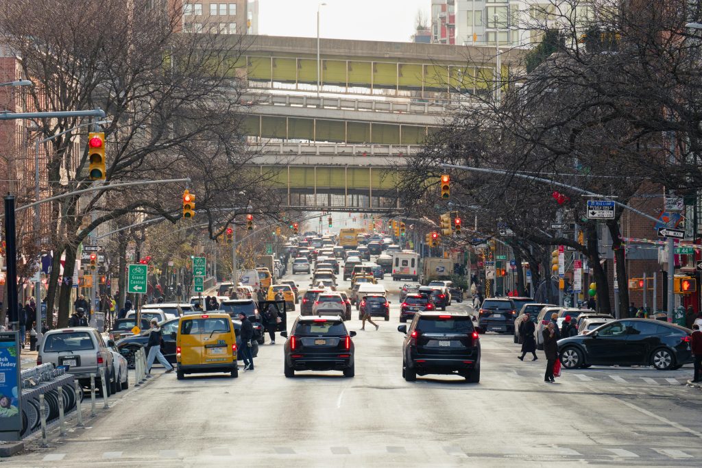Staten Island NY cab reviews 2026 showing premium black car service versus traditional taxi chaos