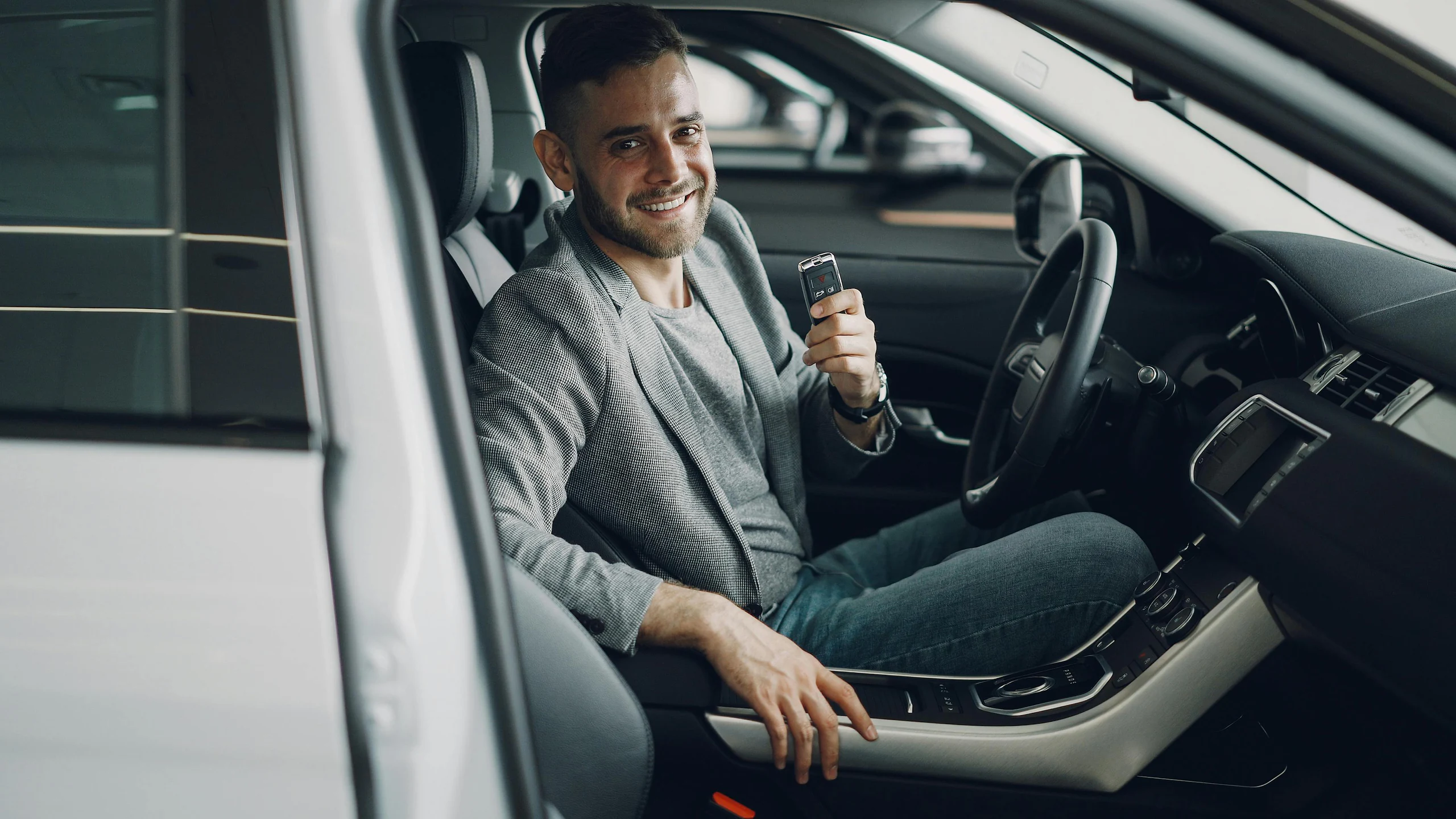 what if my flight is delayed or canceled will the car service still be available