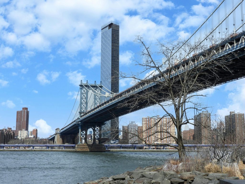  Affordable Car Service To Brooklyn With Luxury Black Car Crossing The Iconic Bridge