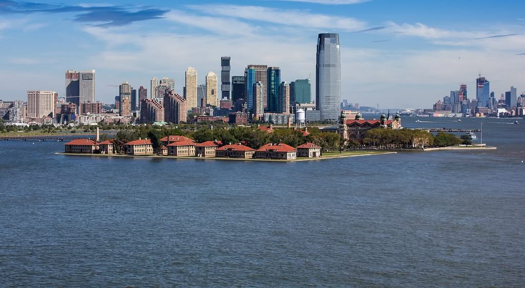 How Much Is a Driver for Hire in NYC? Real 2026 Rates Places to Visit in NYC Ethan Navarro September 23, 2026
