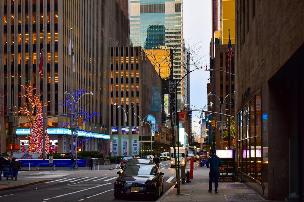 Affordable Transportation Companies in NYC: 5 Honest 2026 Picks Places to Visit in NYC Ethan Navarro September 23, 2026