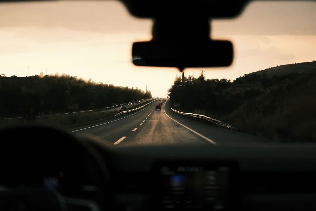 Town car service Newark reviews 2026 reveal fixed rates from $130–$180, TLC safety standards, and strong executive reliability for EWR transfers.