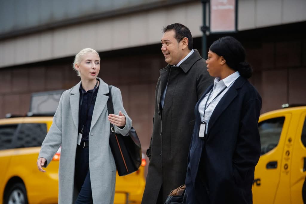 how to book nyc car service airport