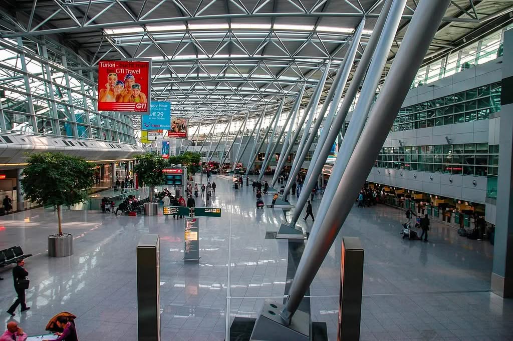 LaGuardia Airport to Times Square Uber Cost: 7 Honest 2026 Facts FAQ Ethan Navarro September 22, 2026