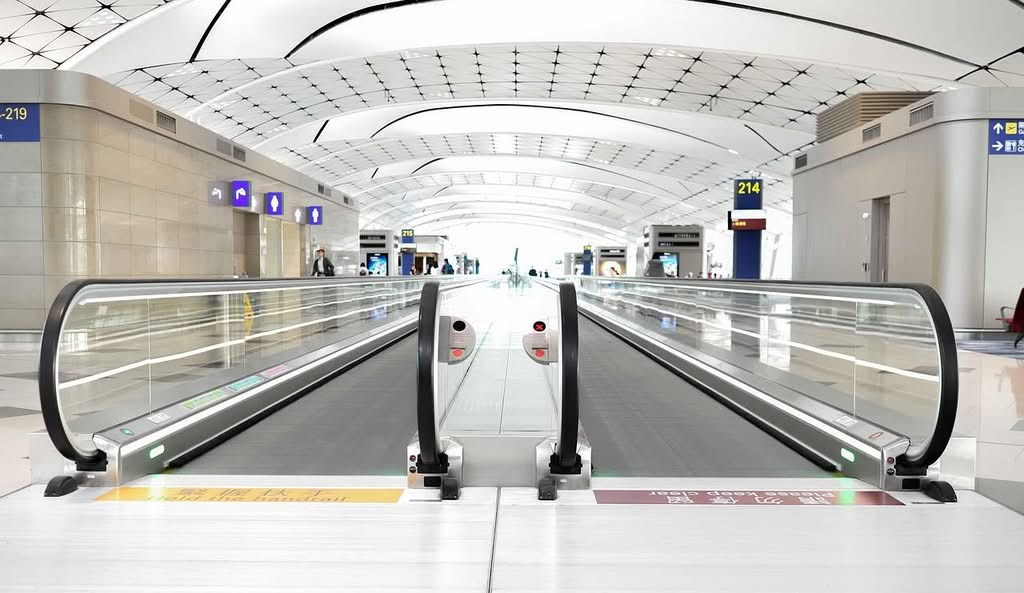 LaGuardia and JFK Airport Car Service: 7 Honest 2026 Facts FAQ Ethan Navarro September 22, 2026