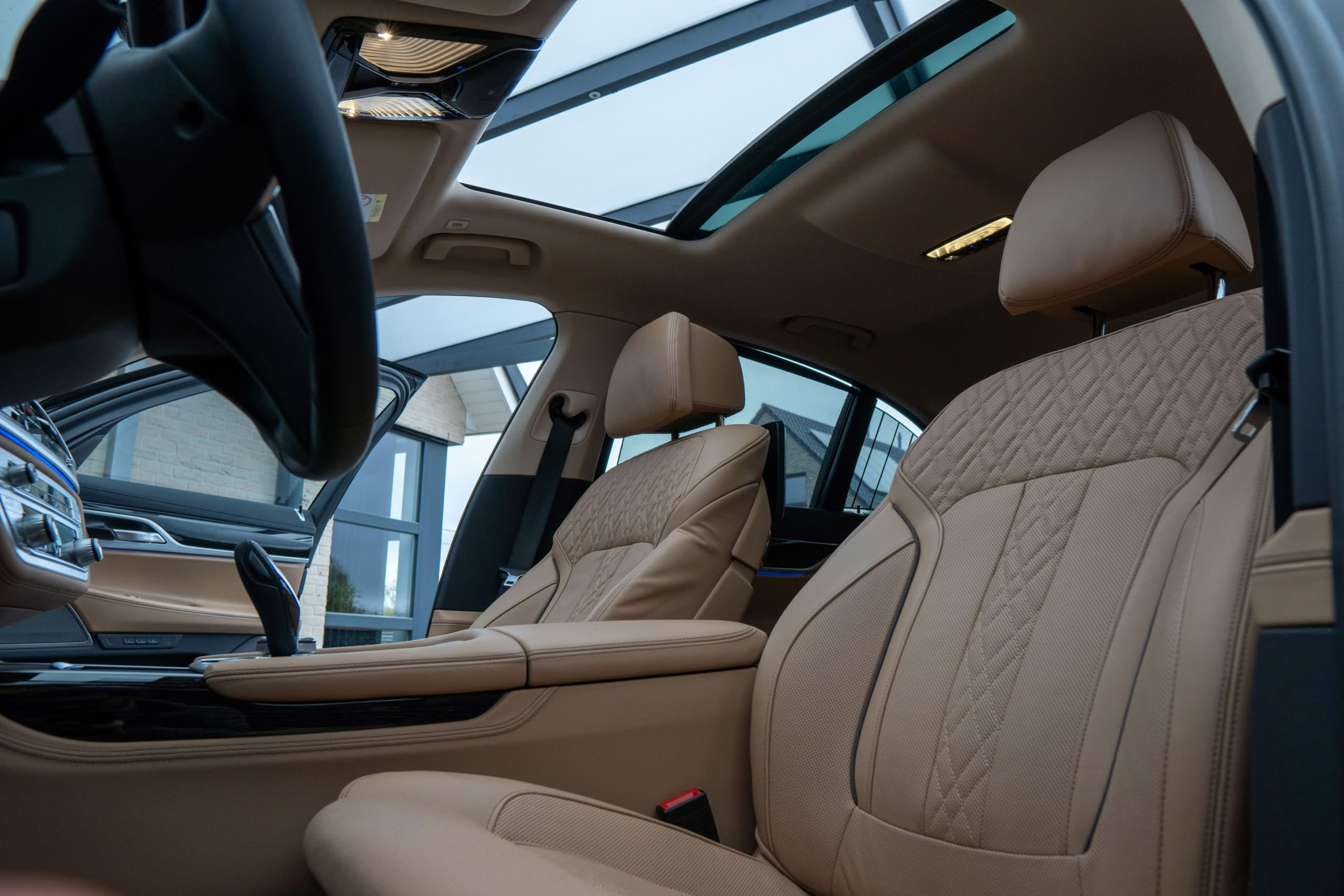 JetBlack black car at JFK JetBlack black car service atbest taxi service nyc