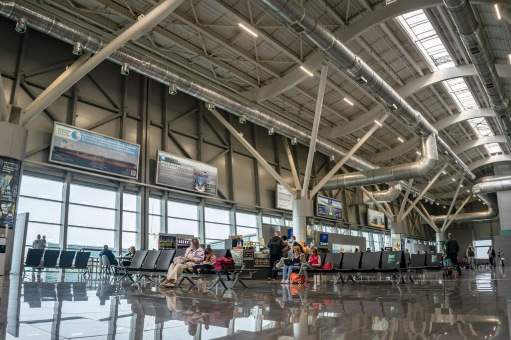 Lga Airport To Jfk: 7 Honest First-Person Facts For 2026 Jetblack Ethan Navarro August 28, 2026