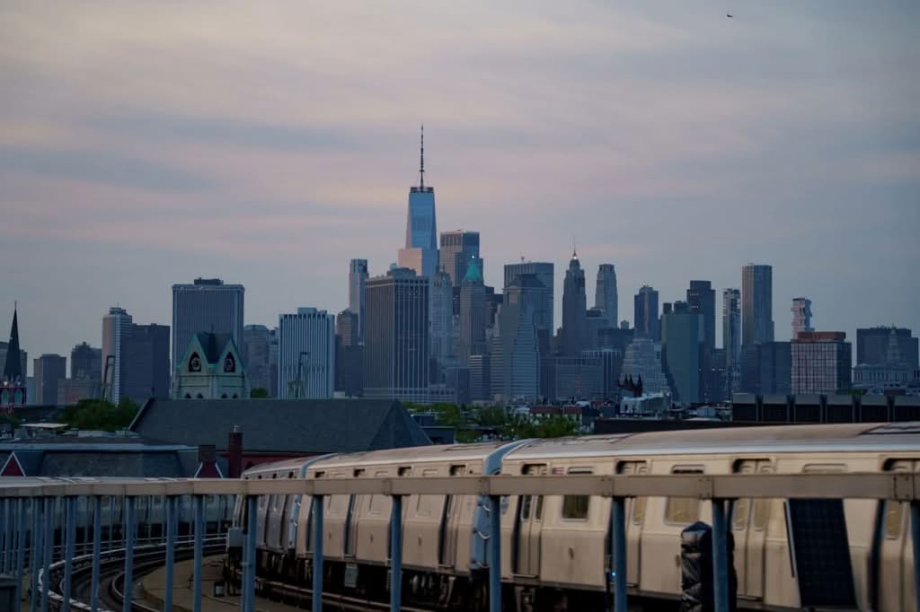 LaGuardia Airport Train to Manhattan: 7 Honest Real Options 8 September 20, 2026 LaGuardia Airport Train to Manhattan: 7 Honest Real Options Manhattan Ethan Navarro September 20, 2026