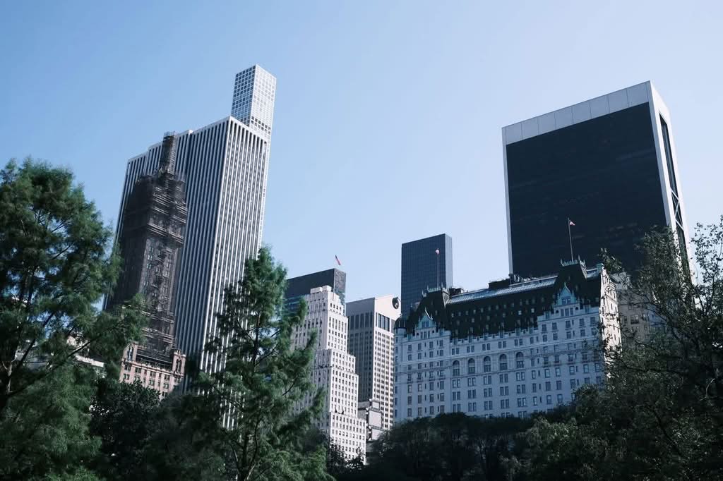 LaGuardia Hotels NYC: 5 Honest Facts on Getting There in 2026 1 September 23, 2026 LaGuardia Hotels NYC: 5 Honest Facts on Getting There in 2026 Places to Visit in NYC Ethan Navarro September 23, 2026