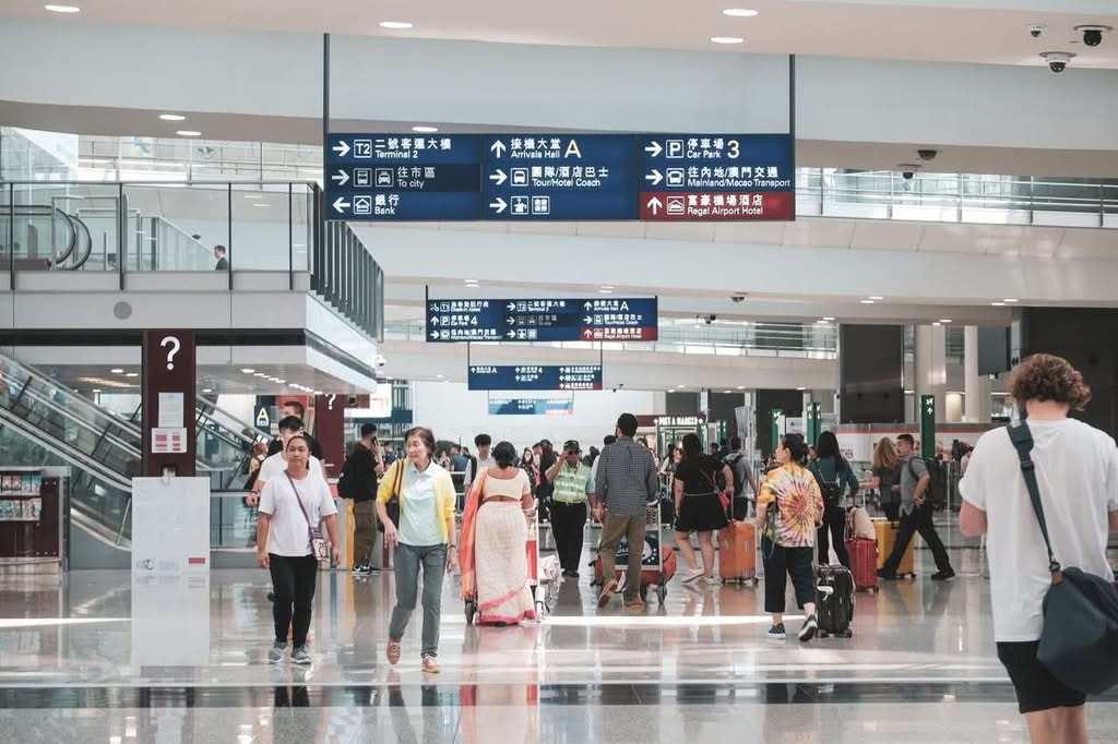 Lga Airport To Jfk Airport: 7 Honest Facts Business Travelers Need In 2026 1 September 17, 2026 Lga Airport To Jfk Airport: 7 Honest Facts Business Travelers Need In 2026 Lga To Jfk Uber Price Ethan Navarro September 17, 2026
