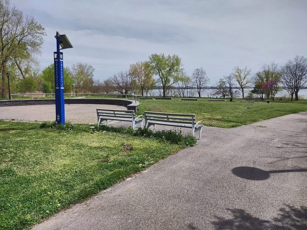 best car service jfk to soundview: Soundview Park on the Bronx River in the Soundview section of the Bronx